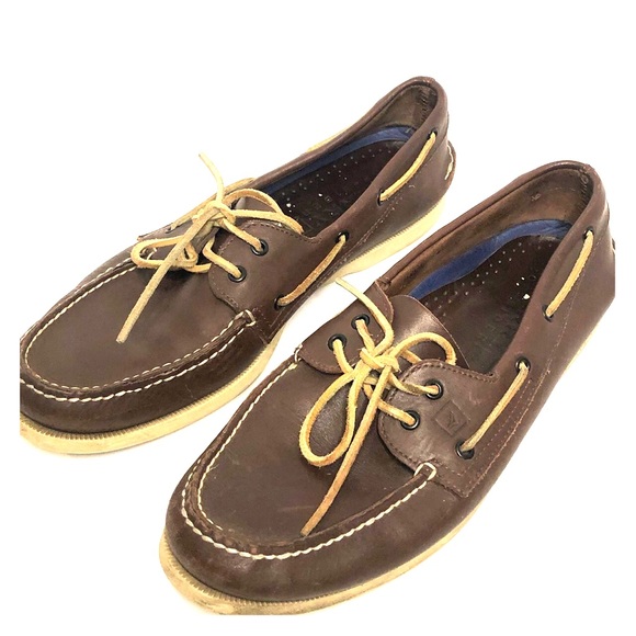 size 13 boat shoes
